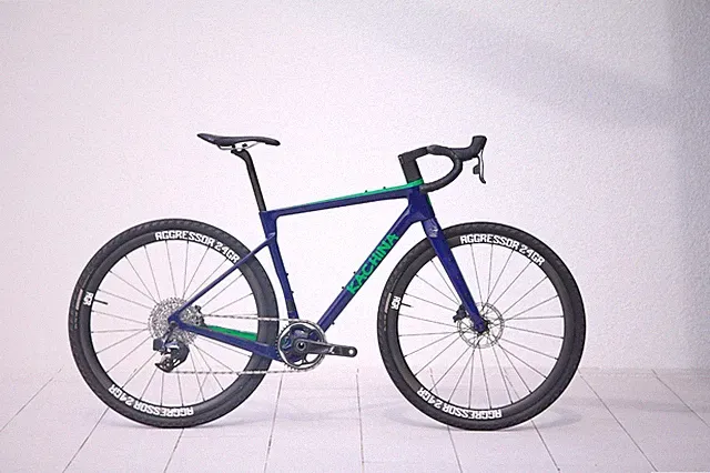 Kachina (Defender) Saluda SRAM Force AXS Medium Gravel Bike