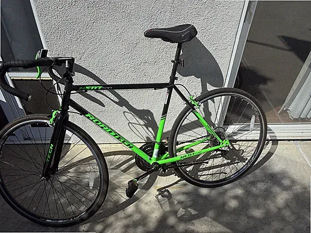 Kent 52714 700c Men's Road Bicycle - Green/Black