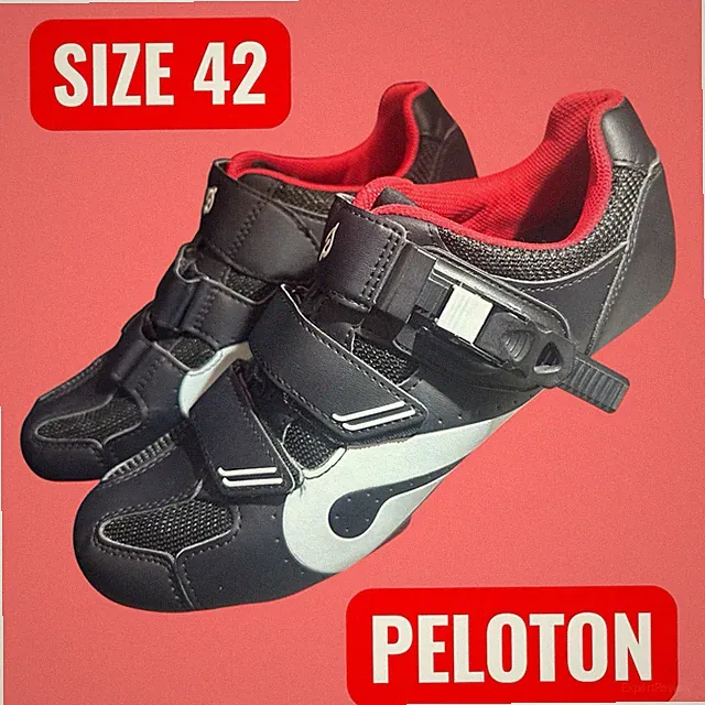 PELOTÓN Cycling Shoes/Women’s 9.5 Men’s 8.5 Indoor Bike-Excellent Condition!!!